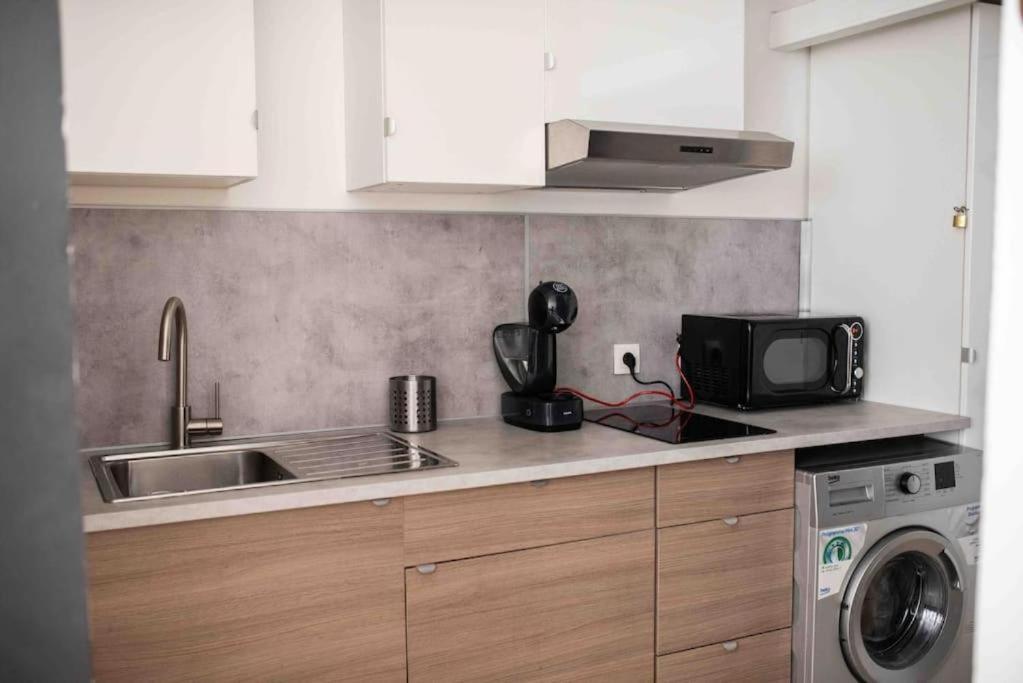Appartement Tout Equipe Au Coeur Du Vieux Port Марсилия Екстериор снимка